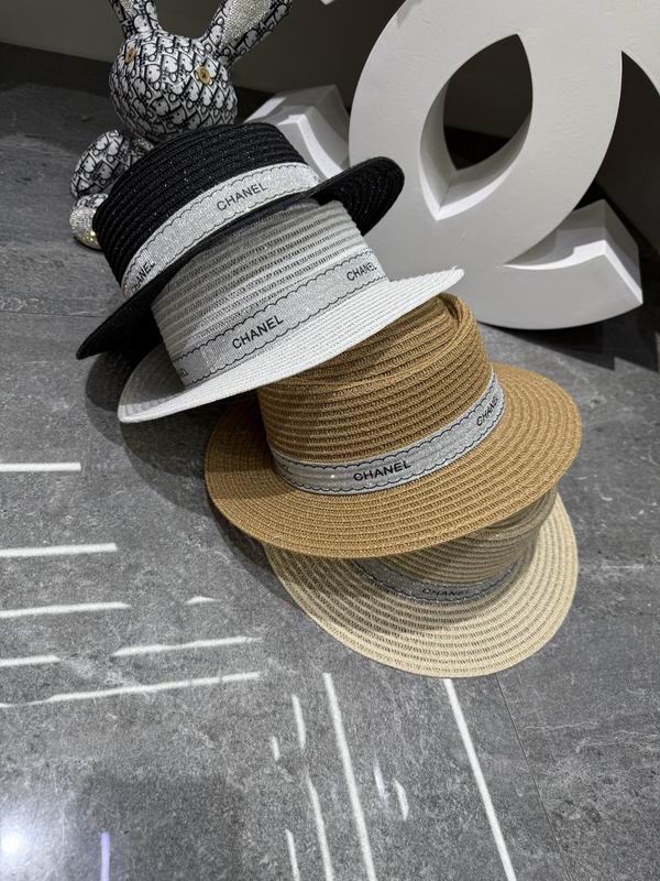 Chanel top hat dx202